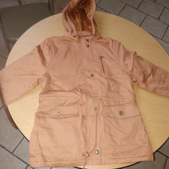 Q17 Faux fur lining jacket - Picture 2 of 7